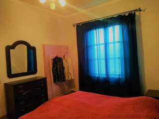 Гостевой дом Гостевой Дом Сухум Семейный номер-4